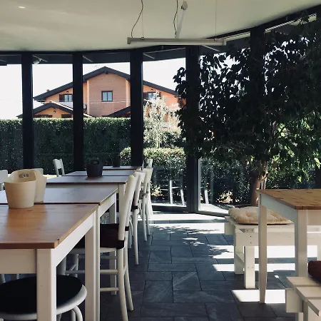 Mxp Aparthotel Cardano Al Campo
