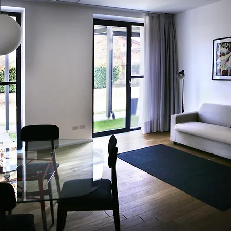 Aparthotel Mxp Cardano Al Campo